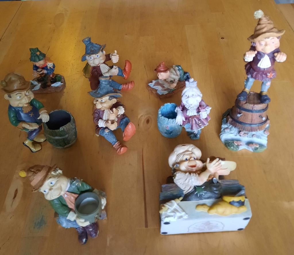 DIVERSE LAVEN ( 1 DUBBEL), Ophalen of Verzenden, Beeldje of Poppetje