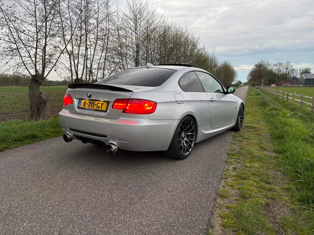 BMW 335 IS 350 PK, Auto's, BMW, Automaat, Achterwielaandrijving, 4 stoelen, Leder