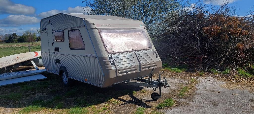 caravan Kip KL40T 1987, Caravans en Kamperen, Caravans, Vast bed, Kip, Tot en met 2, Treinzit