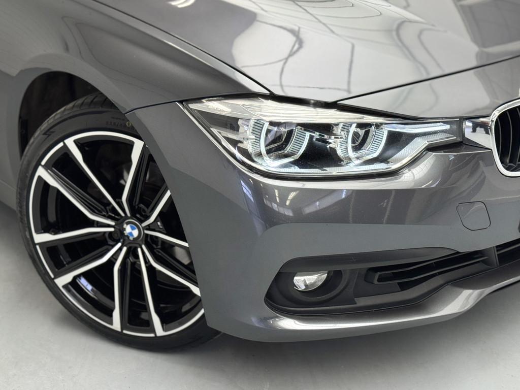 BMW 3 Serie Touring 320i 2017 Facelift, 184pk NL-auto, LED, Automaat, 1998 cc, Achterwielaandrijving, 4 cilinders