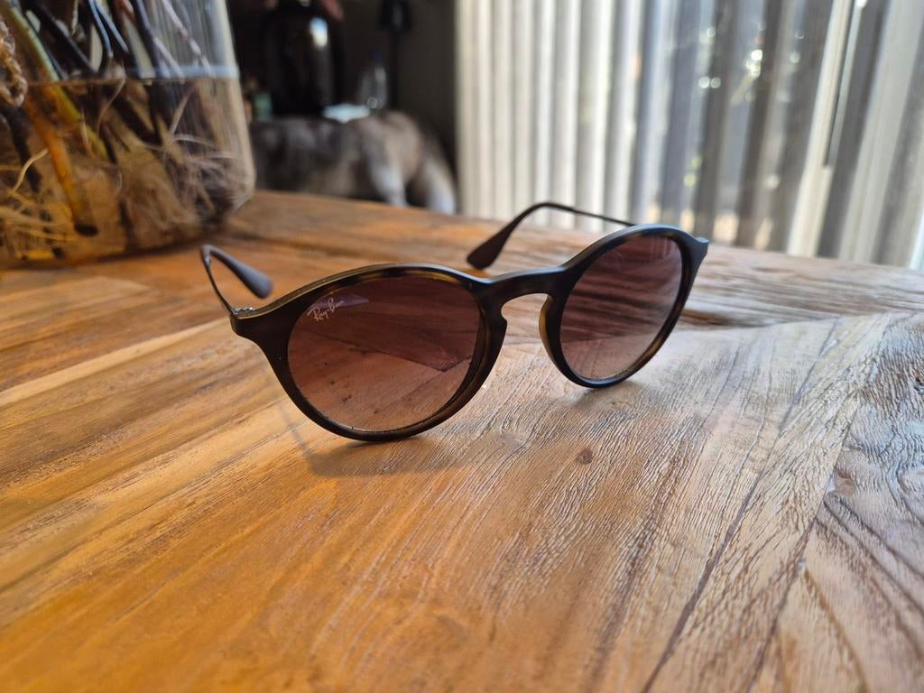 Ray Ban Zonnebril, Sieraden, Tassen en Uiterlijk, Zonnebrillen en Brillen | Dames, Ophalen of Verzenden, Zo goed als nieuw, Ray-Ban