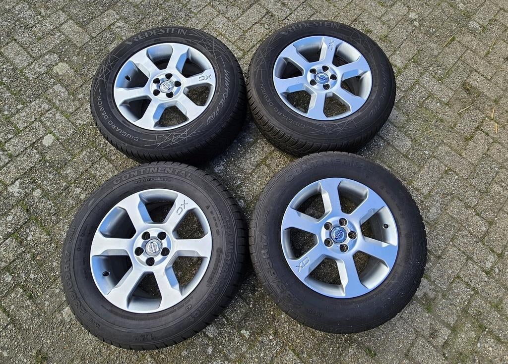 Volvo XC 60 velgen + winterbanden 235/65R17, wielen, Ophalen of Verzenden