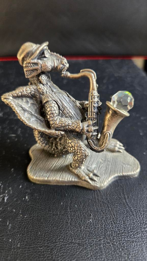 Myth & magic, Ophalen, Zo goed als nieuw