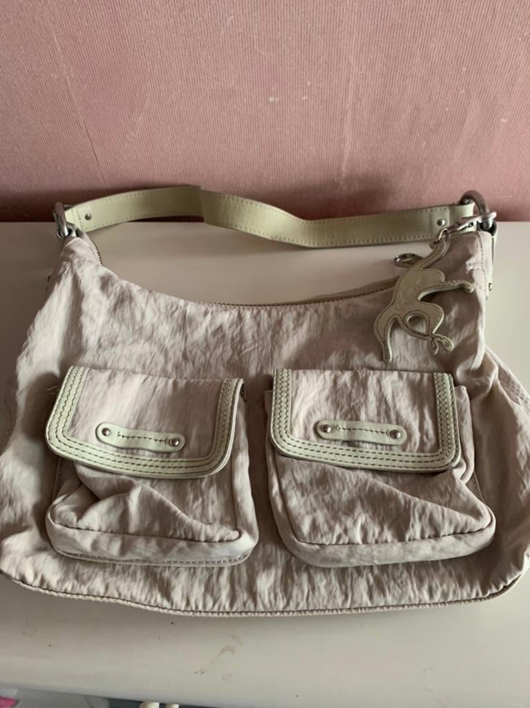 Kipling Sharon schouder tas(nr.29 D1), Gebruikt, Kipling, Beige, Ophalen of Verzenden