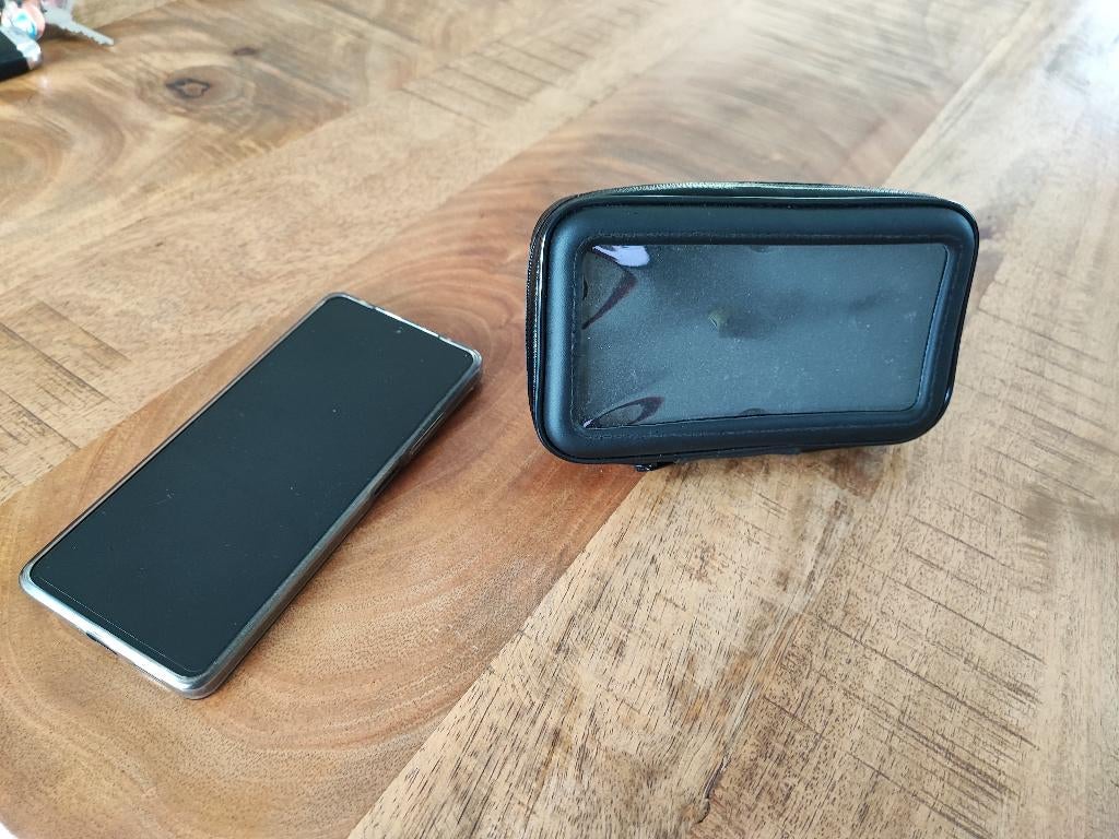 Fiets-telefoonhouder, Fietsen en Brommers, Elektrische fietsen, Ophalen, Zo goed als nieuw, Overige merken