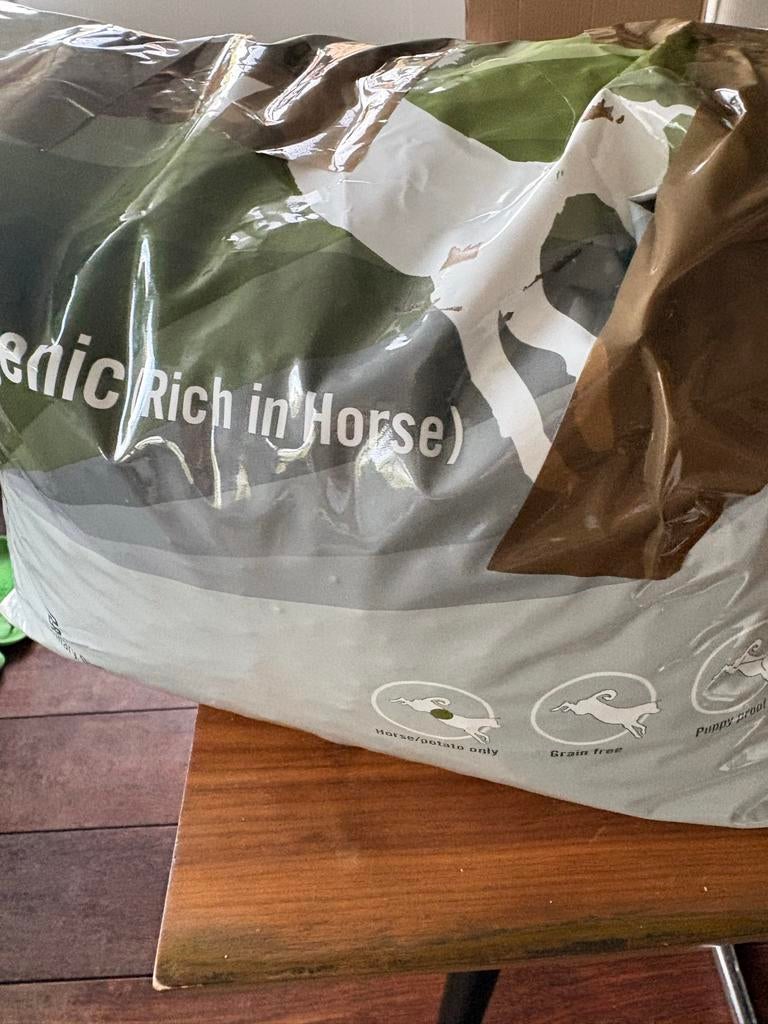 Trovit hondenbrokken hypoallergeen, Dieren en Toebehoren, Ophalen, Hond