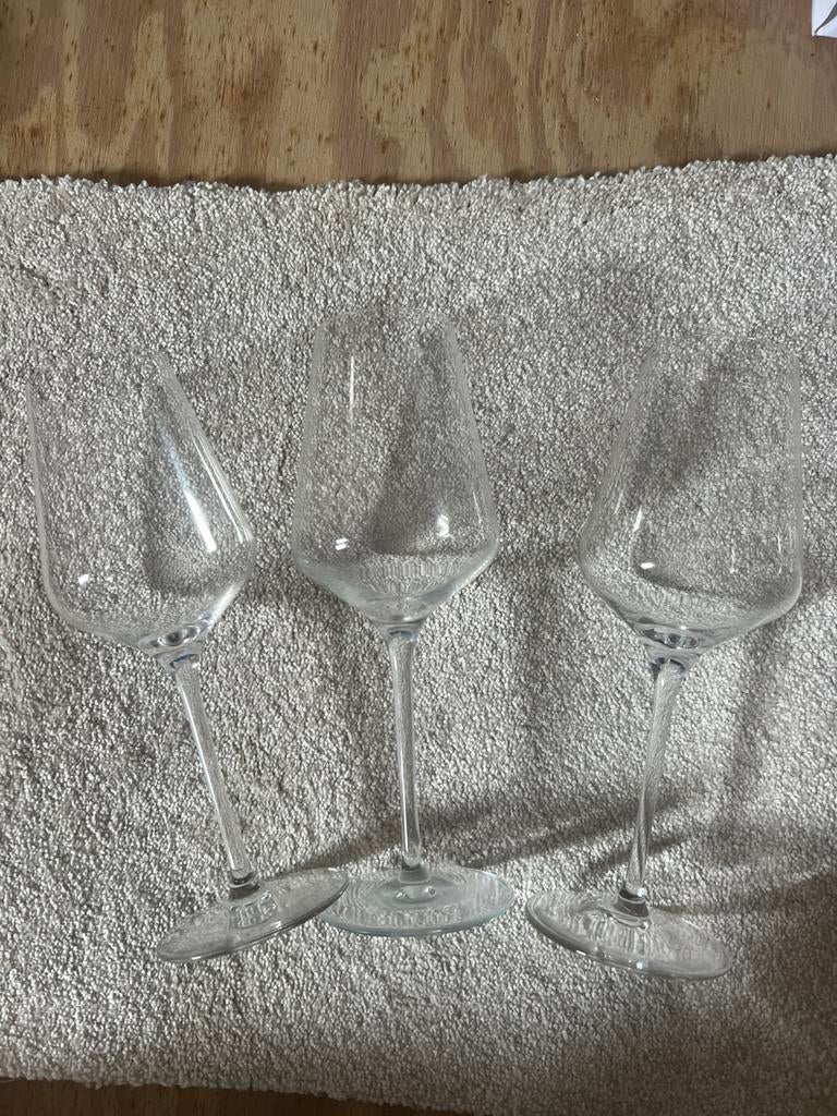 Vivo witte wijnglazen 3x, Ophalen of Verzenden, Zo goed als nieuw, Rechthoekig, Glas