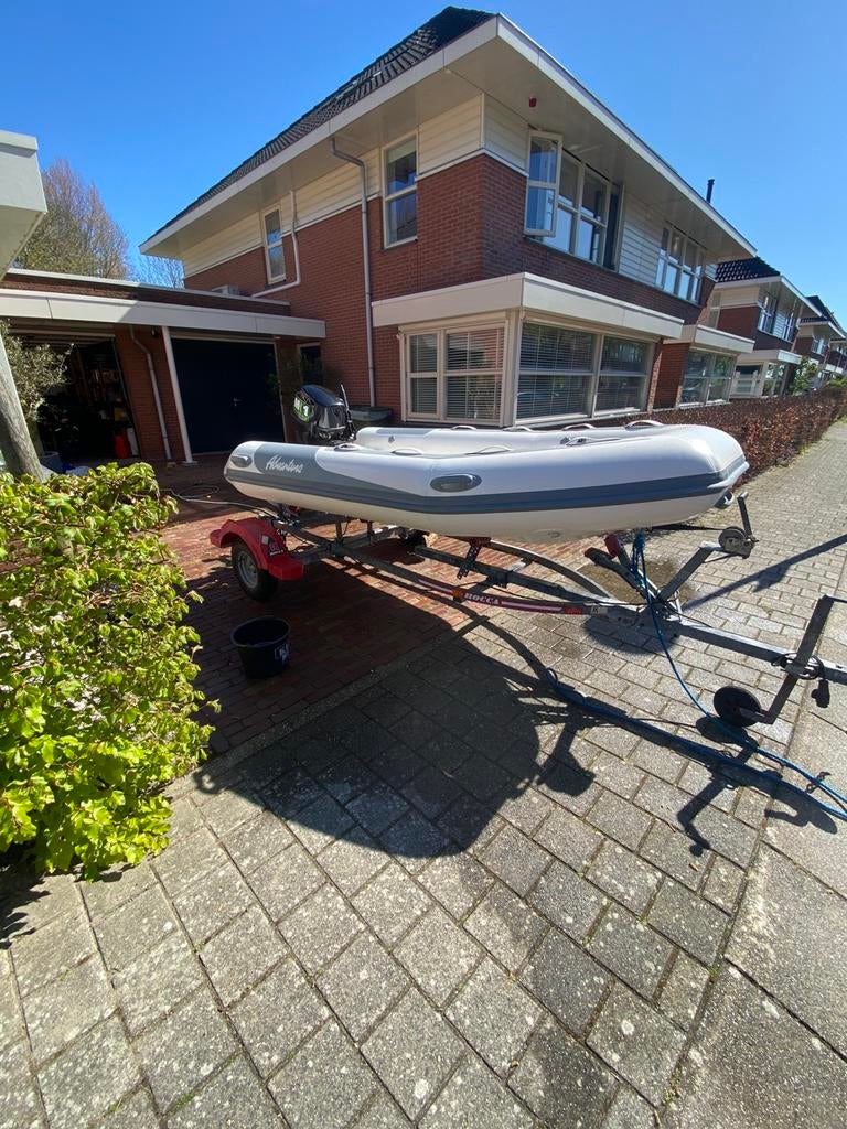 RIB 345cm met 8pk buitenboordmotor en trailer, Zo goed als nieuw, Benzine, Minder dan 70 pk, Ophalen
