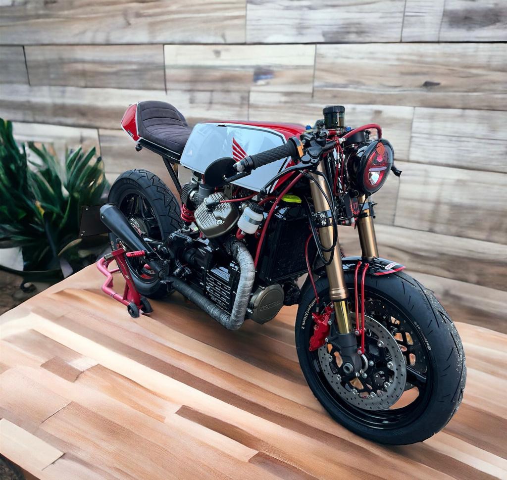 Honda CX 550 Cafe Racer, Ophalen, Nieuw