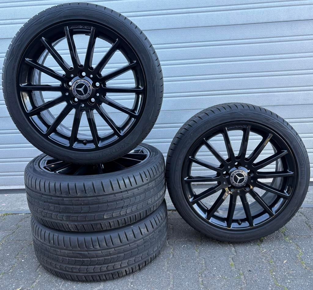 Originele 18'' Mercedes AMG A Klasse A1764010200, Ophalen, 18 inch, Gebruikt, Banden en Velgen