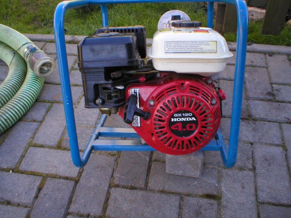 Honda waterpomp Gx120 4 pk  met Wacker PG2 waterpomp, Ophalen, Gebruikt, Handmatig, Beregeningspomp