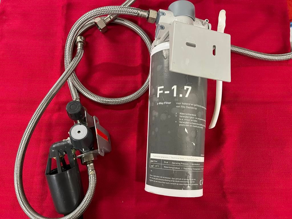 Kokend water boiler inclusief kraan compleet, Gebruikt, Terugslagbeveiliging (TTB), Minder dan 20 liter, Onbekend