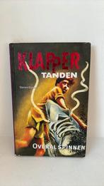 Klapper tanden, overal spinnen - Steven Klamm boek, Boeken, Ophalen of Verzenden, Zo goed als nieuw