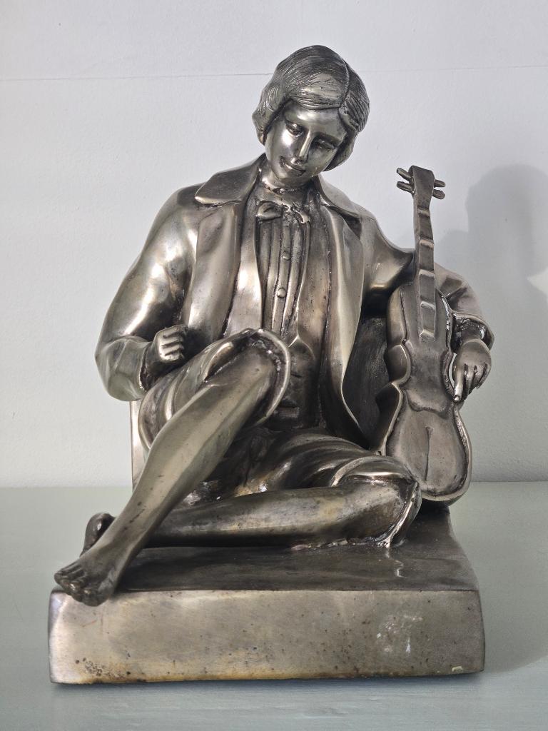 Klassiek Beeld De slapende vioolspeler, Antiek en Kunst, Zilver, Handgemaakt, Ophalen of Verzenden, 20 - 50 cm