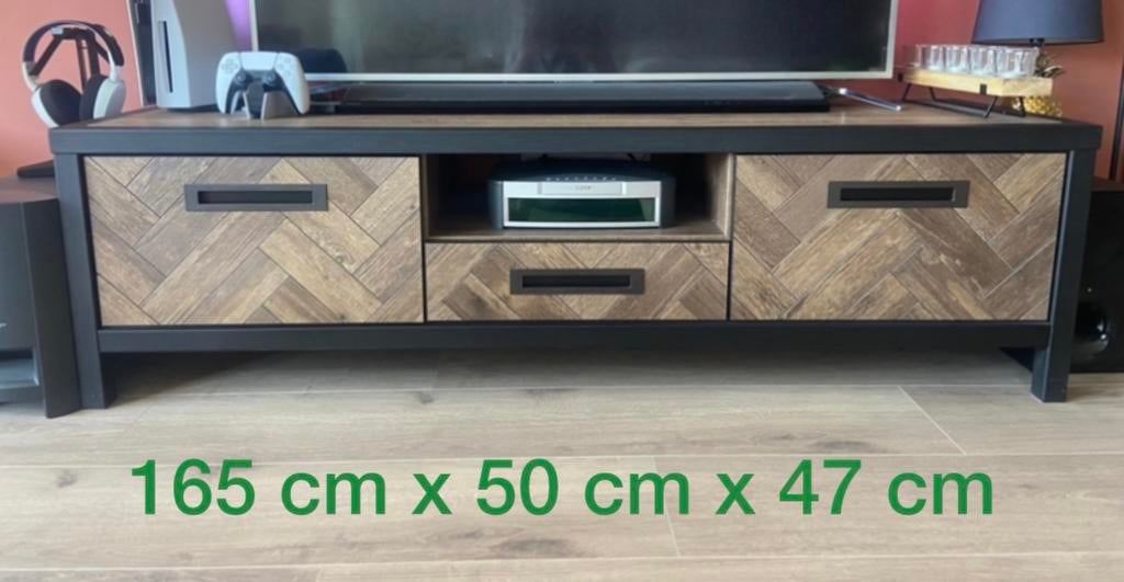 TV meubel met visgraatpatroon 165x50x47 cm, Huis en Inrichting, Kasten | Televisiemeubels, Ophalen, Zo goed als nieuw, 25 tot 50 cm