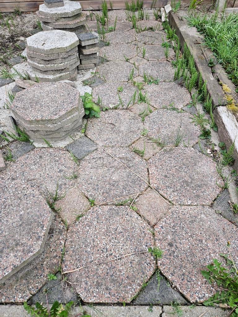 Honingraat tegels voor terras, ongeveer 10 m2, Tuin en Terras, Ophalen, Gebruikt, Beton, Terrastegels