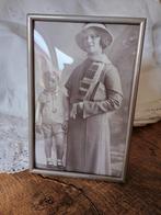 Oud fotolijstje met bol glas ( nr.15), Antiek en Kunst, Curiosa en Brocante, Ophalen of Verzenden