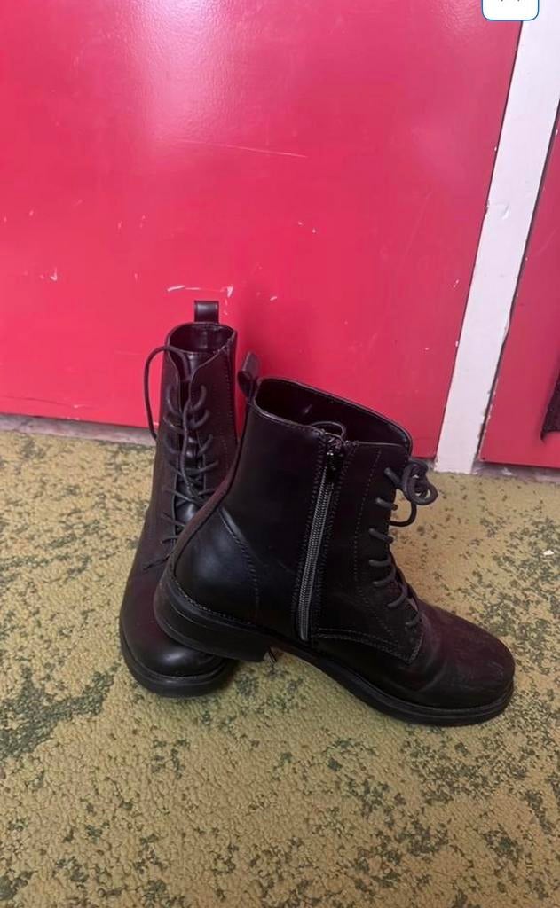 Gratis, Ophalen, Zo goed als nieuw, Dressuur, Schoeisel