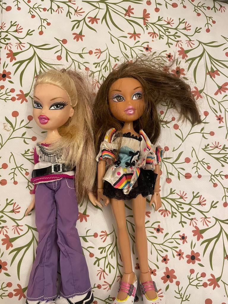 vintage Bratz met bruin haar en 2 blond, Ophalen of Verzenden, Zo goed als nieuw
