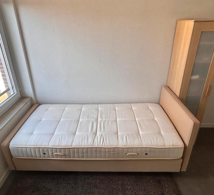 Pullman 1p boxspring incl. matras 90/200, Huis en Inrichting, Slaapkamer | Bedden, Gebruikt, Eenpersoons, 90 cm, 200 cm, Overige materialen