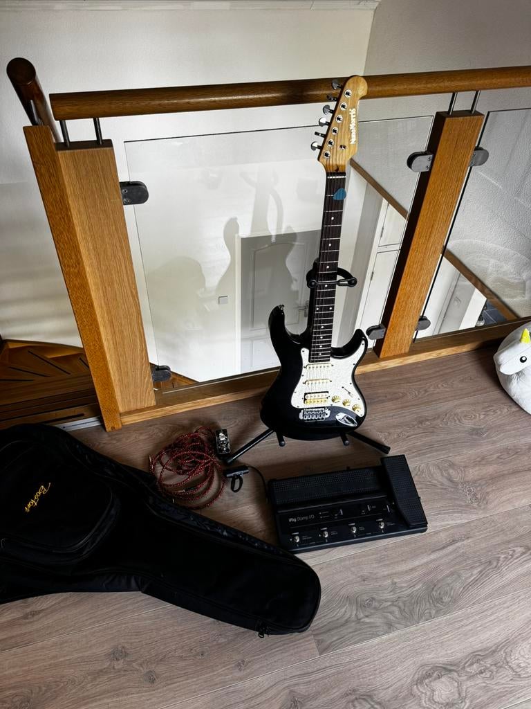 Electrische gitaar set, Ophalen of Verzenden, Zo goed als nieuw, Solid body, Overige merken