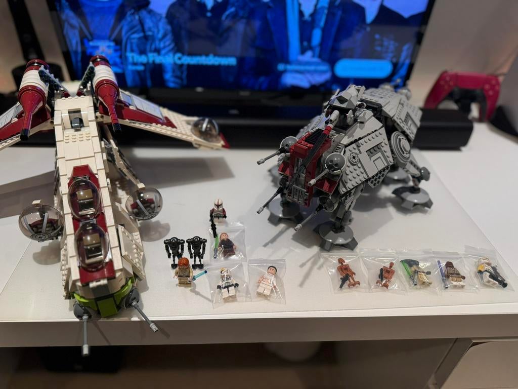 Lego star wars 75019 en 75021 + POSTER, Ophalen of Verzenden, Zo goed als nieuw