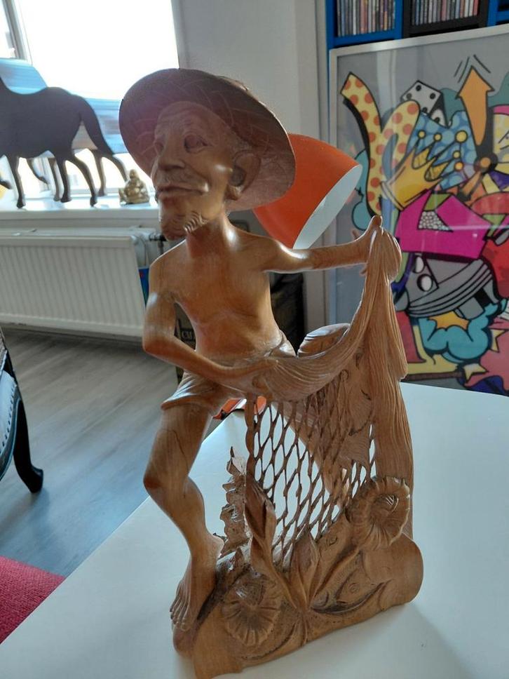 Oud houtsnijwerk balinees indonesie visser, Antiek en Kunst, Kunst | Beelden en Houtsnijwerken, Ophalen of Verzenden