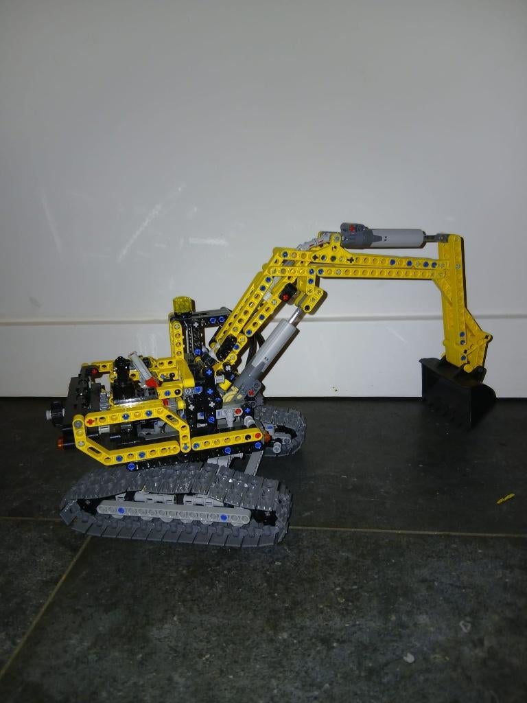 Te koop Prachtige lego technic graafmachine, Ophalen of Verzenden, Zo goed als nieuw, Complete set, Lego