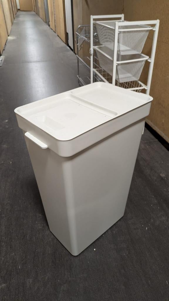 IKEA HÅLLBAR Opberg/Afvalbak met deksel, lichtgrijs, 35L, Ophalen, Kunststof, Minder dan 50 cm