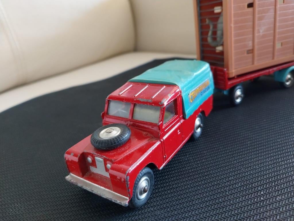 Vintage Corgi Toys Chipperfields Circus Land Rover + trailer, Verzenden, Gebruikt, Auto, Corgi