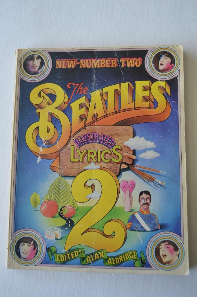 The Beatles. Boek., Verzamelen, Ophalen of Verzenden, Gebruikt, Boek, Tijdschrift of Artikel