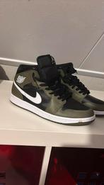 Air jordan 1 mid maat 44, Ophalen, Overige kleuren, Sneakers of Gympen, Gedragen