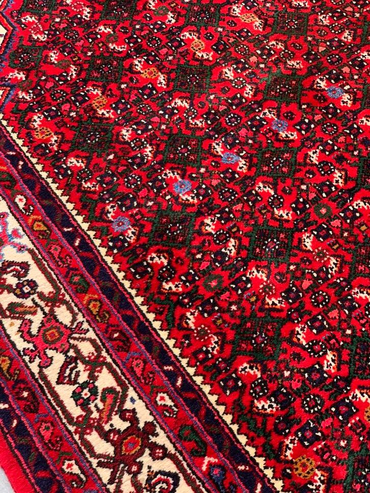 Schitterend Perzisch Vloerkleed uit Iran in Nieuwstaat, Huis en Inrichting, Stoffering | Tapijten en Kleden, Zo goed als nieuw