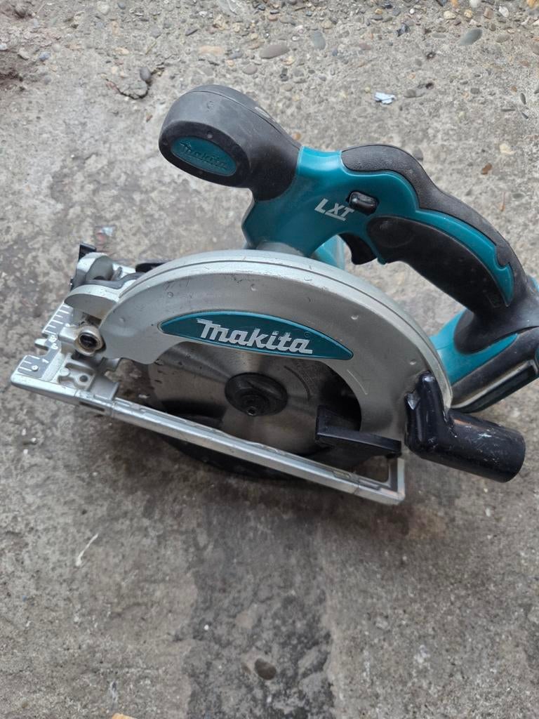 Makita cirkelzaag. DSS610, Ophalen of Verzenden, 1200 watt of meer, Cirkelzaag, 30 tot 70 mm