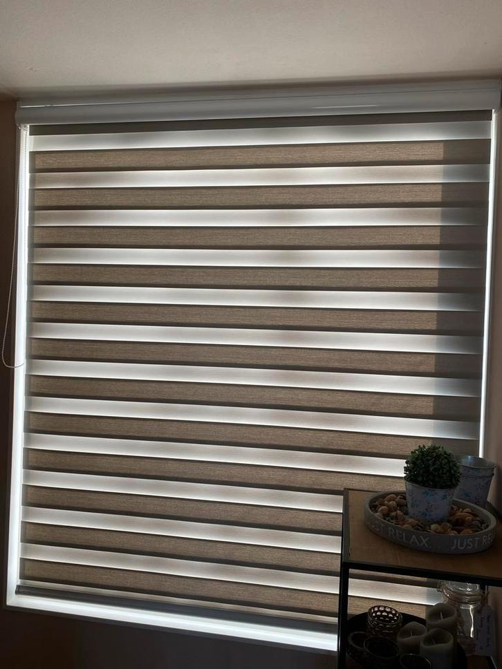 Duo rolgordijn Veneta beige, Huis en Inrichting, Stoffering | Gordijnen en Lamellen, Gebruikt, 150 tot 200 cm, 150 tot 200 cm