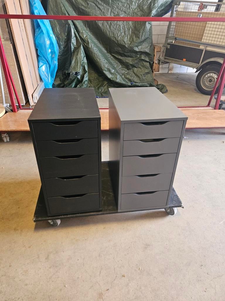 Ikea Alex ladekasten, zwart en grijs, 5 lades, Ophalen, Minder dan 50 cm, 5 laden of meer, Zo goed als nieuw