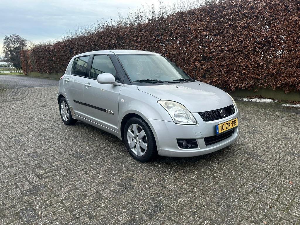 Suzuki swift 1.3, Bedrijf, Te koop