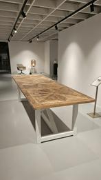 Landelijke eettafel in RM Chassigny kasteelvloer motief, Huis en Inrichting, Tafels | Eettafels, Vijf personen of meer, Riviera Maison