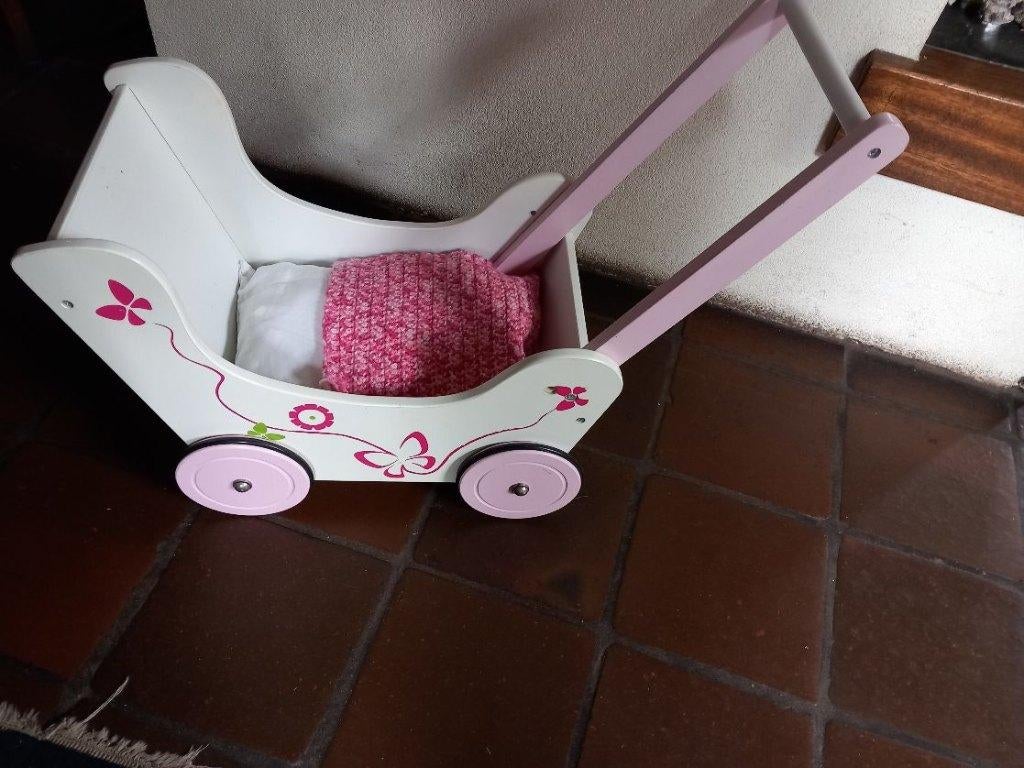 Poppenwagen, hout - voor de kleine poppenmoeder, Kinderen en Baby's, Speelgoed | Houten speelgoed, Ophalen of Verzenden, Zo goed als nieuw