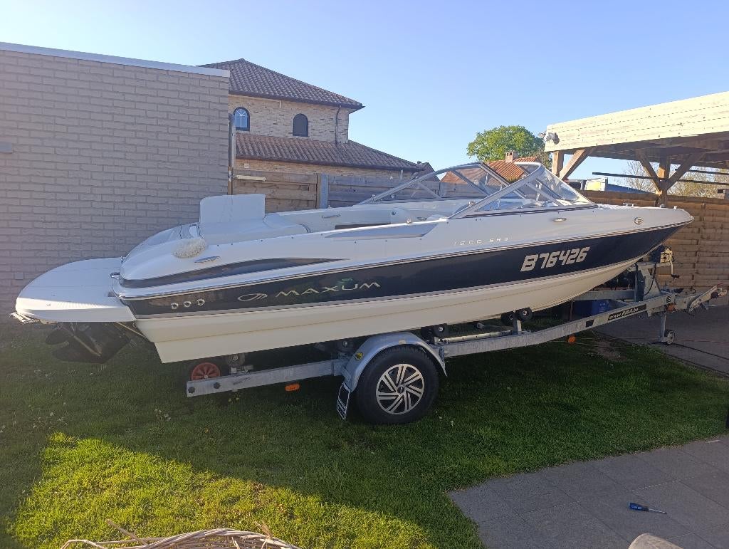 Maxum 1900 sr3, Watersport en Boten, Speedboten, Zo goed als nieuw, 3 tot 6 meter, Benzine, 200 pk of meer, Polyester, Binnenboordmotor