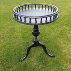 antieke wijntafel met galerij blad, Antiek en Kunst, Ophalen