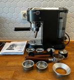 Delonghi Dedica Style EC685 BK + Premium Barista Upgrade Kit, Witgoed en Apparatuur, Koffiezetapparaten, Ophalen, Espresso apparaat