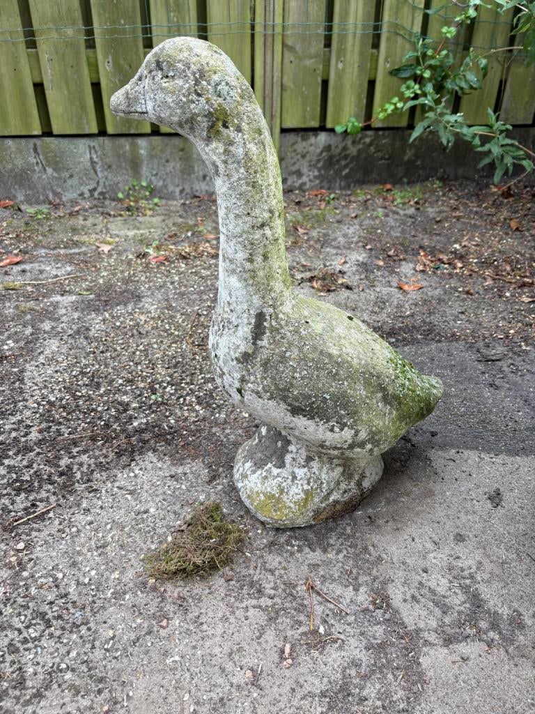 Decoratieve tuingans van steen, Tuin en Terras, Tuinbeelden, Gebruikt, Dierenbeeld, Steen, Ophalen