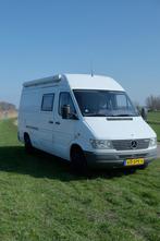 Mercedes Sprinter 208D (1999) – Nette en harde bus., Buscamper of Camperbus, Tot en met 2, Mercedes-Benz, Particulier