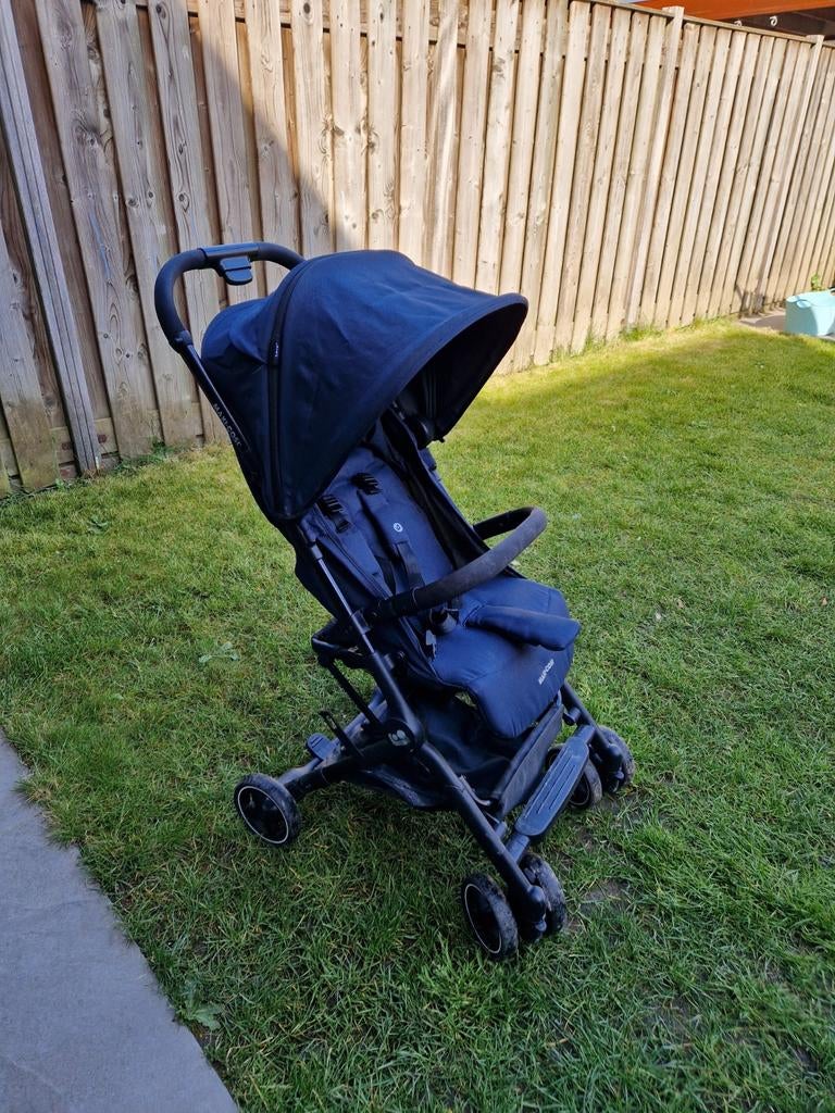 Maxi-Cosi Lara² Buggy - Essential Graphite, Ophalen, Zo goed als nieuw, Maxi-Cosi, Verstelbare rugleuning