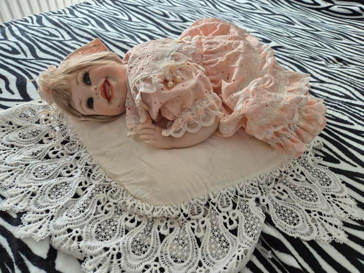 Porseleinen poppen, 6 stuks, handgemaakt, Verzamelen, Poppen, Zo goed als nieuw, Pop, Ophalen of Verzenden