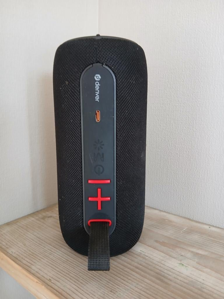 Denver Box Draagbare Bluetooth Speaker. Moet weg !!!, Overige merken, Gebruikt, Overige typen, Ophalen of Verzenden