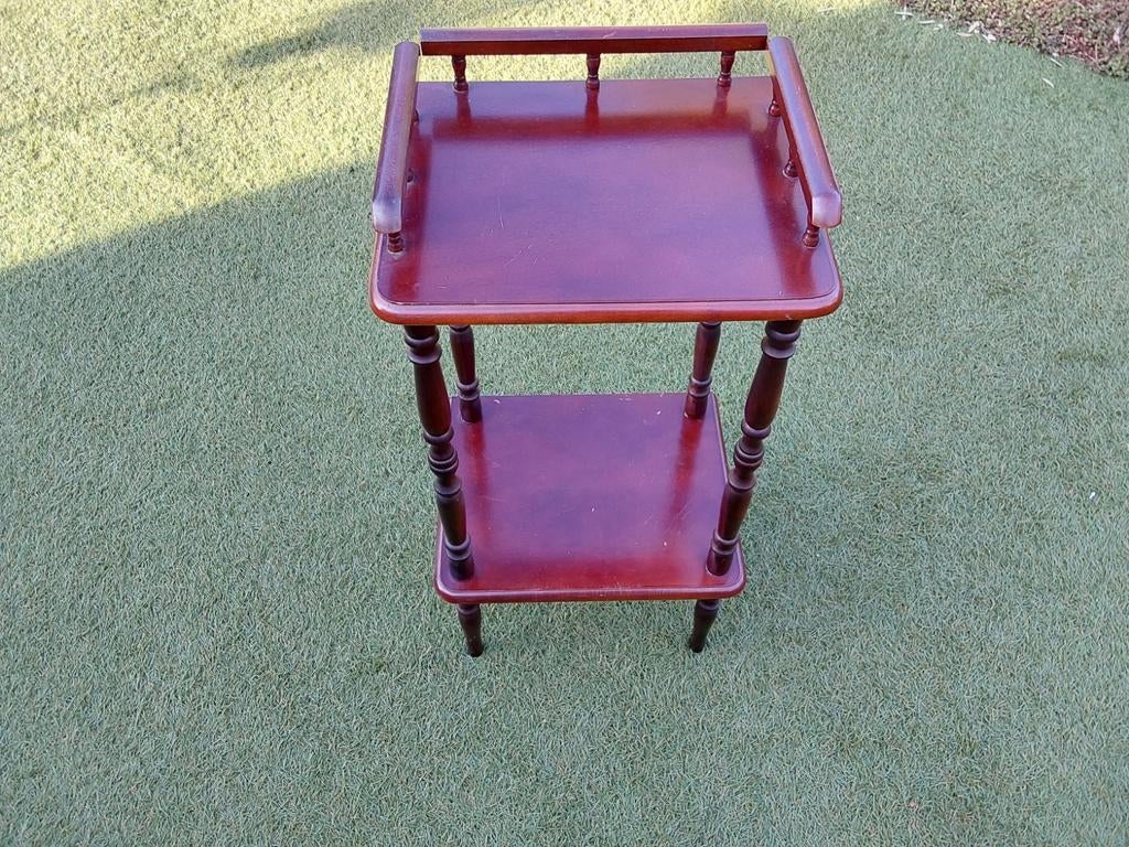 Tafeltje brocant, Ophalen