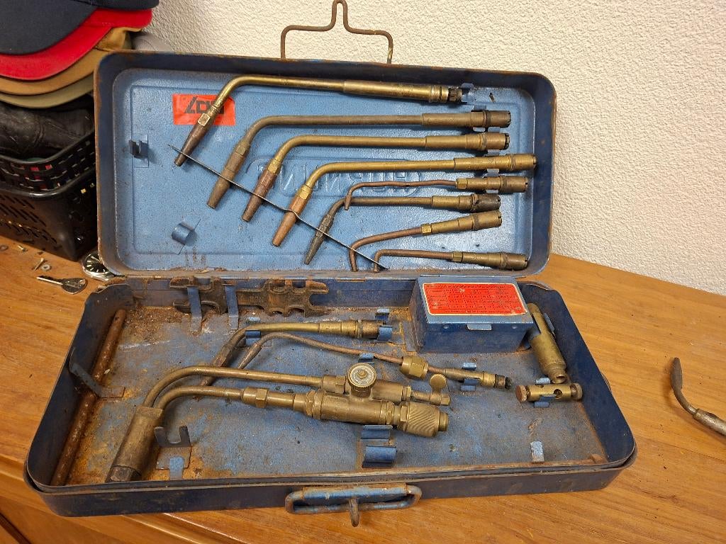 uitgebreide set messing snijbranders vele soorten en maten, Doe-het-zelf en Verbouw, Ophalen of Verzenden, Zo goed als nieuw, Minder dan 150 ampère