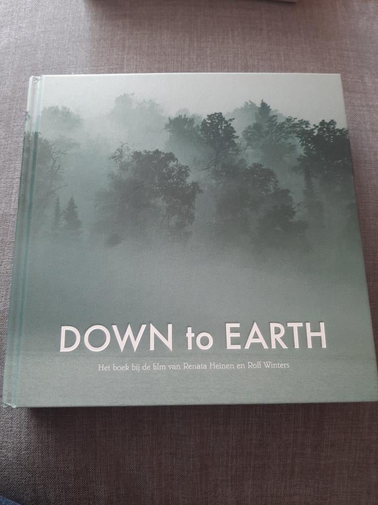 Down to earth boek + dvd, Ophalen of Verzenden, Zo goed als nieuw, Overige onderwerpen
